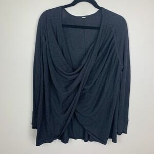 Lululemon Iconic Wrap in Slate Grey Size 6/8